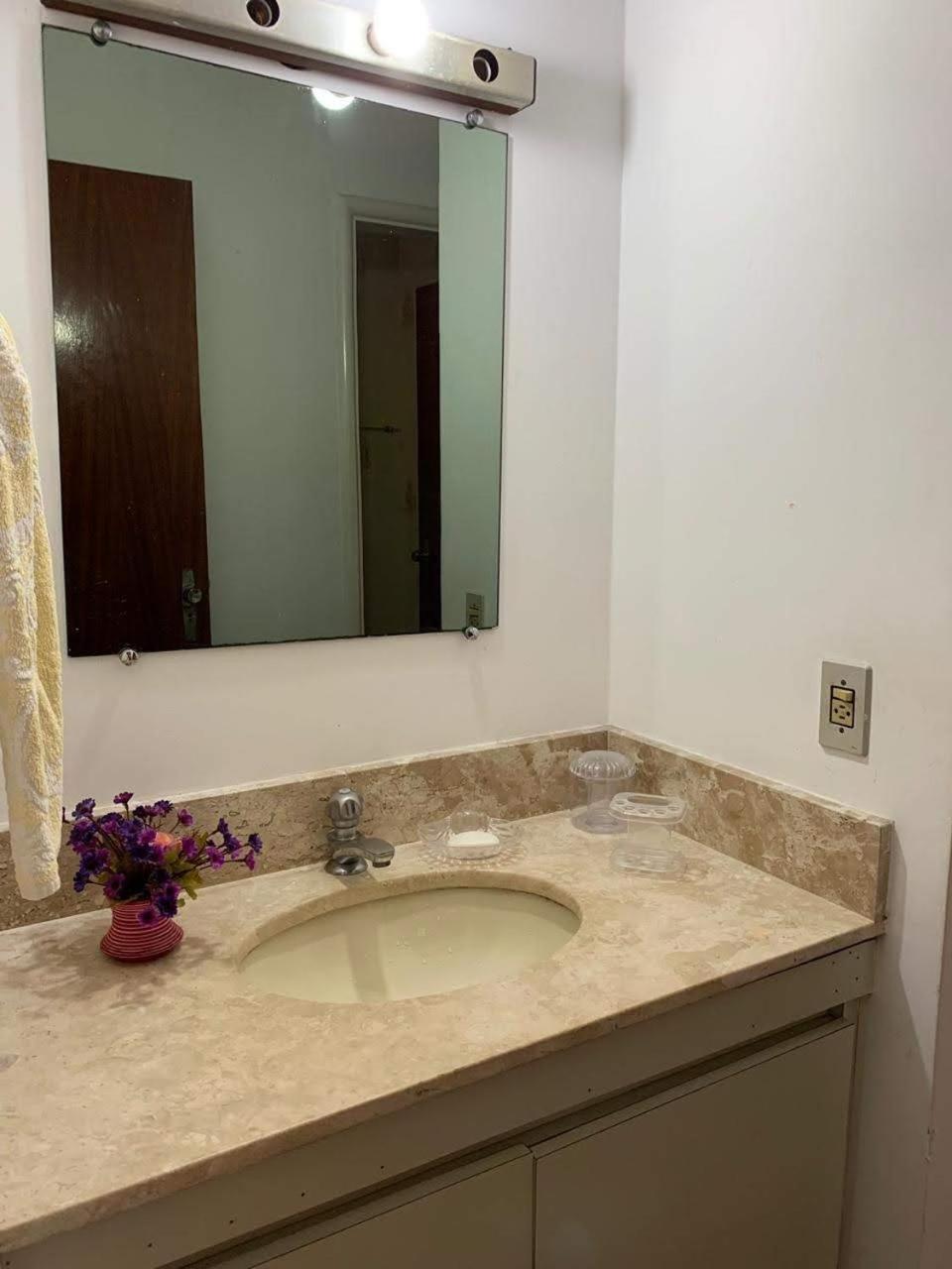 4 Suites, Ar Cond Tv, Internet, Piscina,150 Mts Praia! Aceitamos Pet! Guarujá Exterior foto